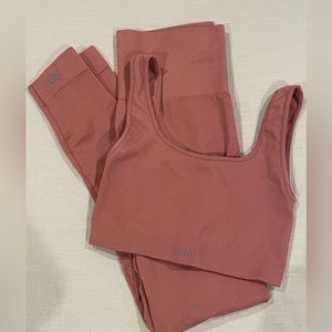 SET ACTIVE x OUAI activewear set